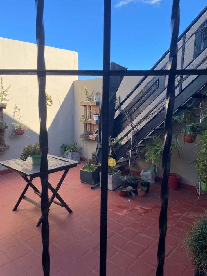 3 ambientes PH con 2 patios y terraza venta villa luro