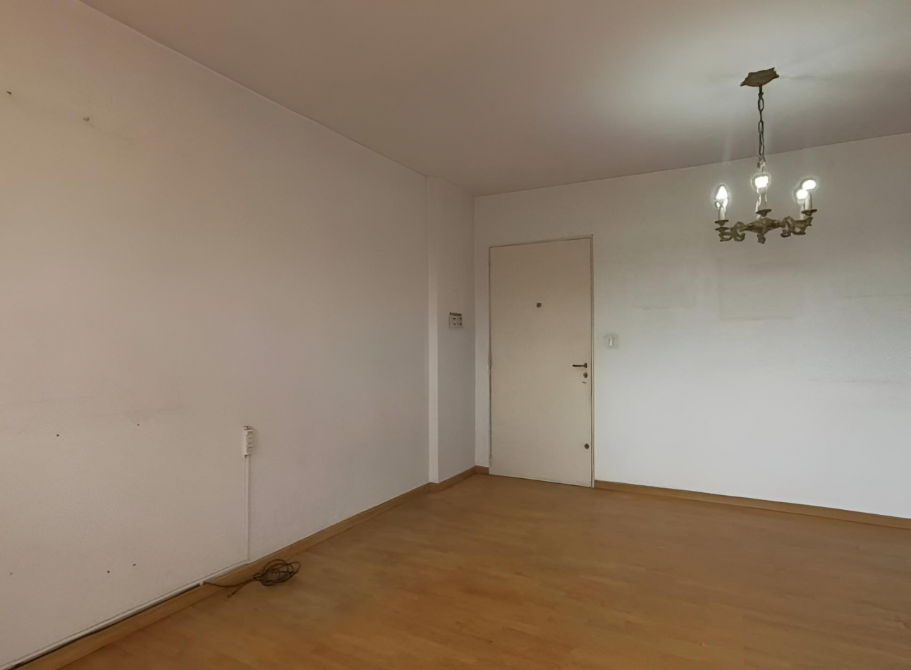 Versalles - Venta Departamento 4 Amb.