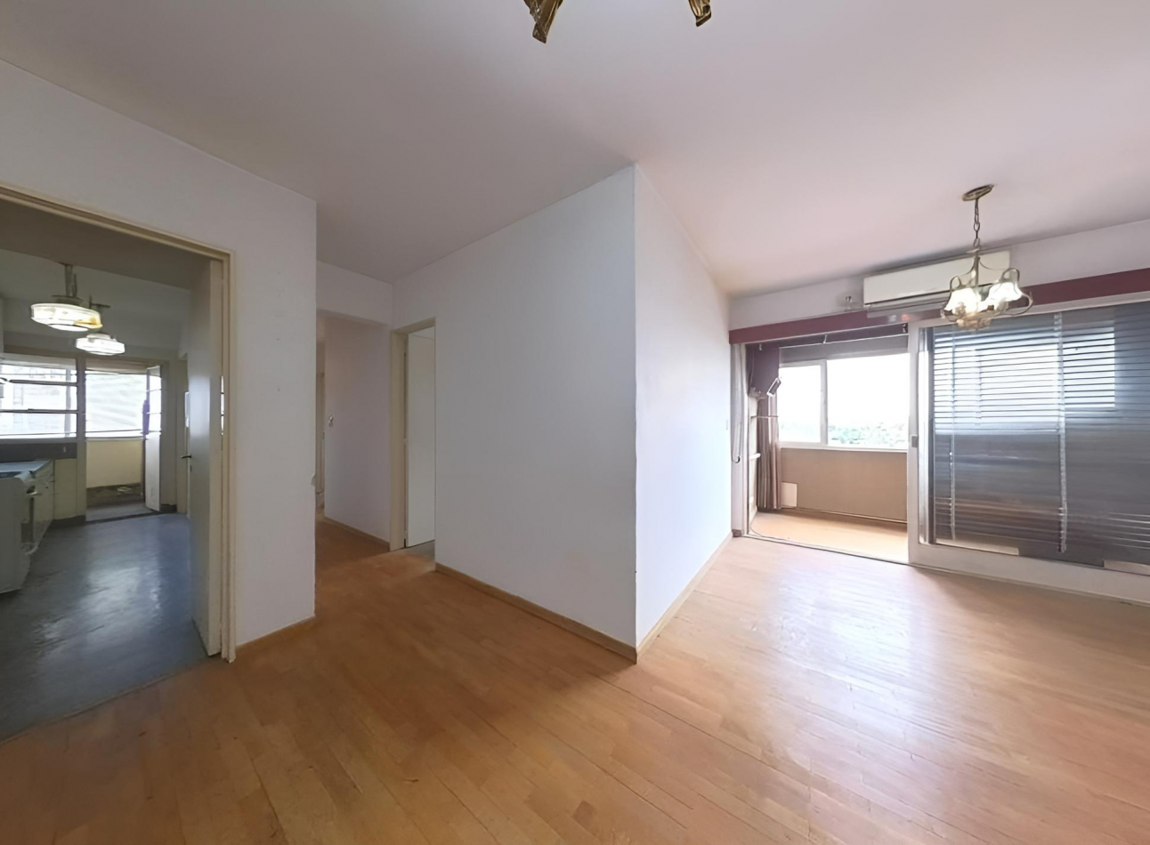 Versalles - Venta Departamento 4 Amb.
