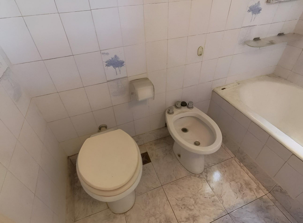 Versalles - Venta Departamento 4 Amb.