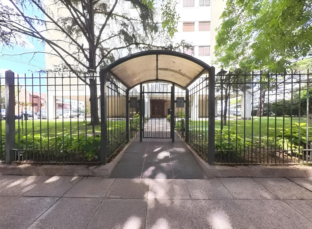 Versalles - Venta Departamento 4 Amb.