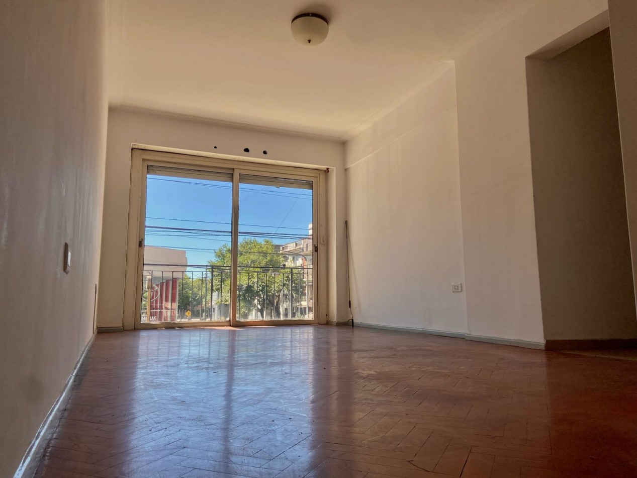 3 Amb frente con calcon patio