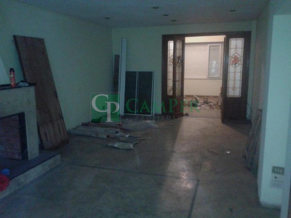  Venta  casa 4 amb a refaccionar  Villa Devoto