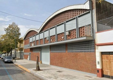 galpon industrial venta 3 lotes de frente por 35 mts de fondo Versailles