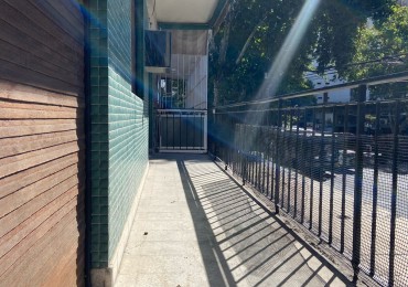 3 Amb frente con calcon patio