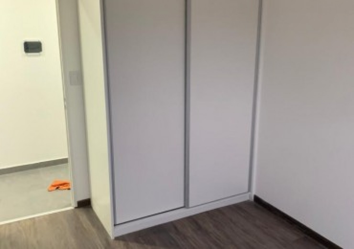 2 amb. amplios con balcon Venta Monte Castro