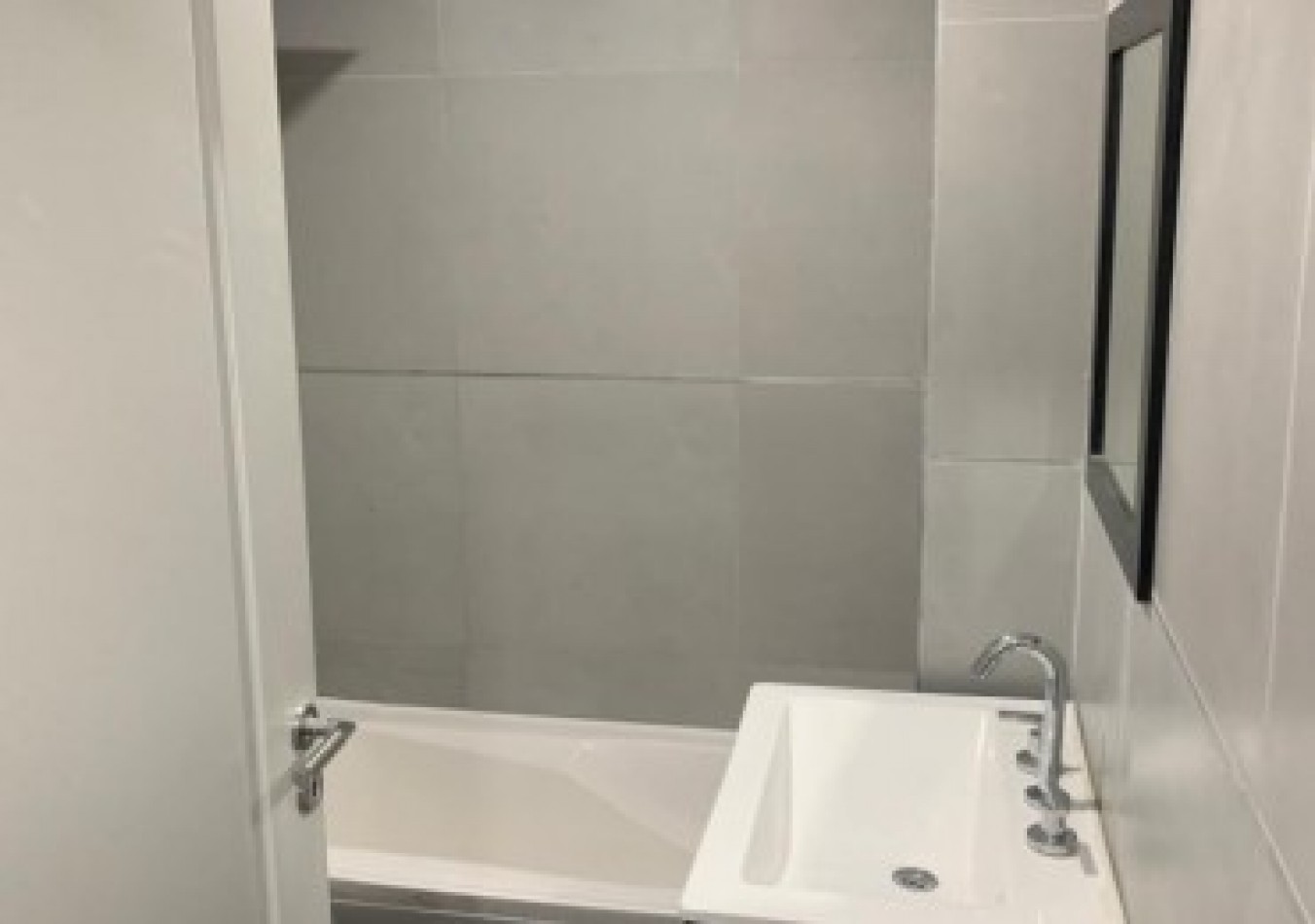 2 amb. amplios con balcon Venta Monte Castro