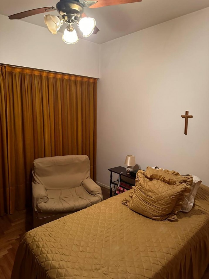 2 Amb. amplios Venta Villa del Parque