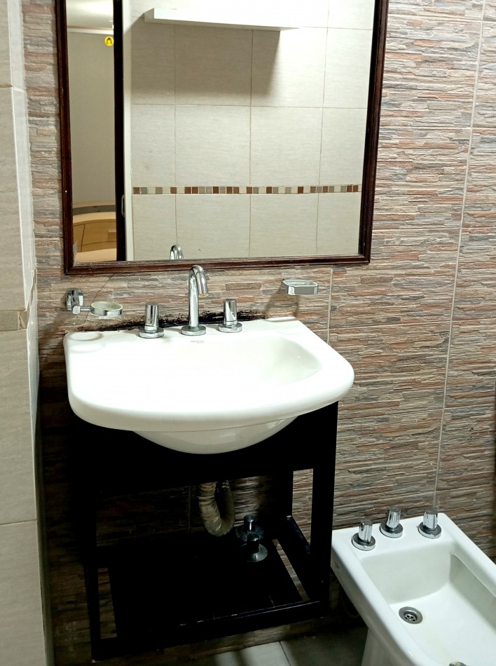 monoambiente amplio frente PB venta Villa del Parque