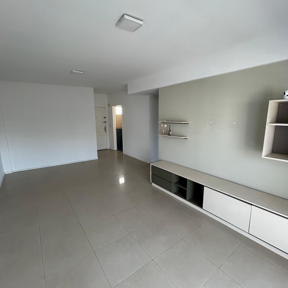 3 Amb. 2 baños balcon alquiler Villa Luro