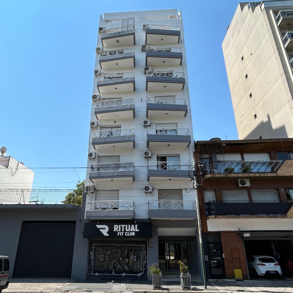 3 Amb. 2 baños balcon alquiler Villa Luro