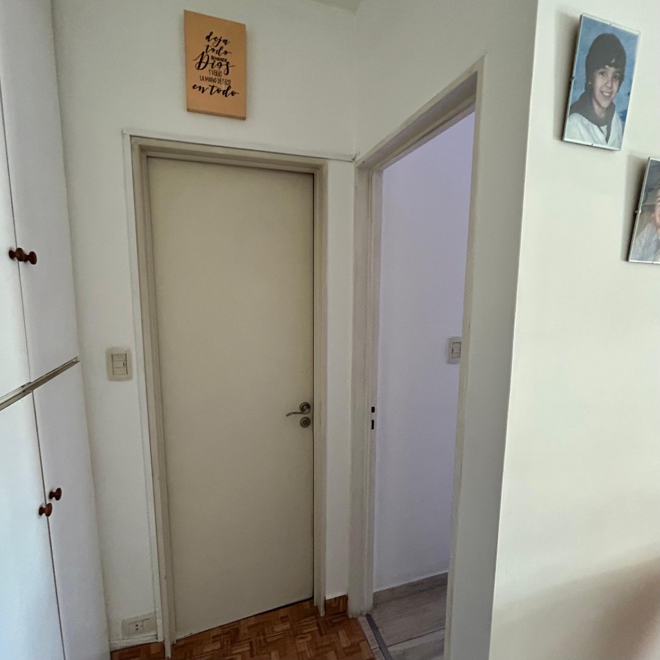 2 Amb. c/cochera Venta Flores